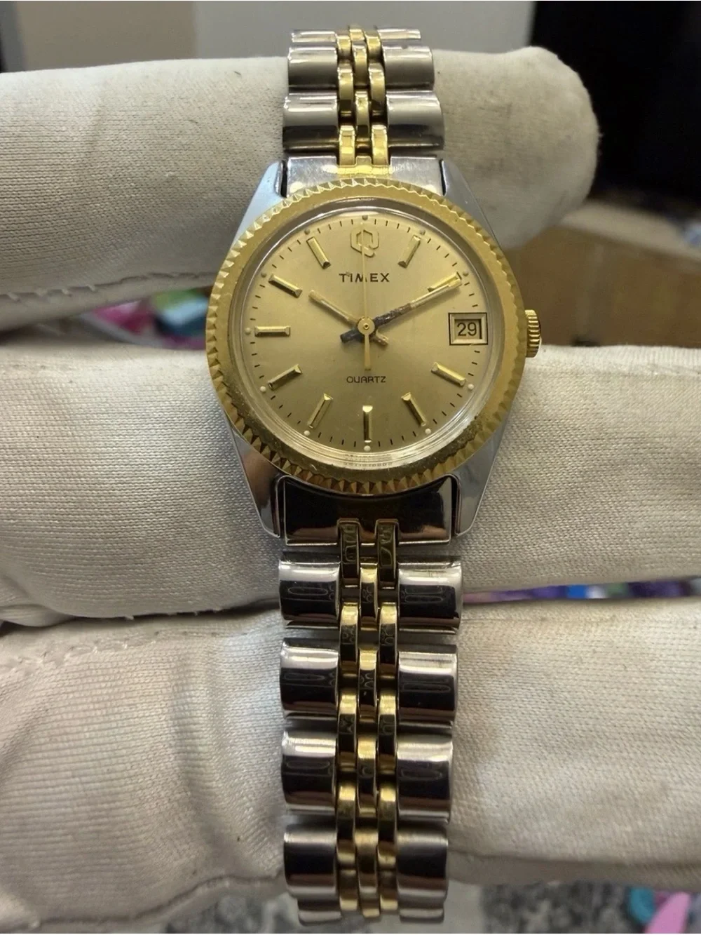 Vintage Timex Presidential Ladies Watch Two Tone Jubilee Fluted Quartz V Cell T